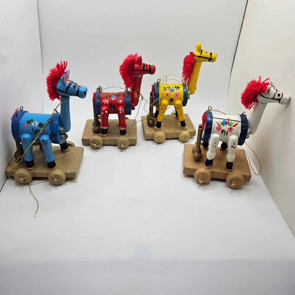 VTG (4) Wooden‎ Horse Ornaments Folk Art Rustic Christmas Decor Hand Painted